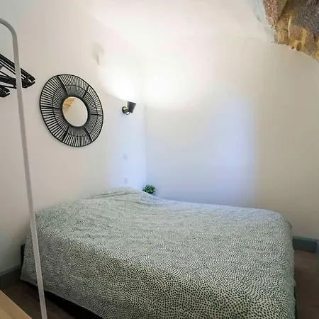 Cosy T2 - Chateau Historique - Terrasse - Parking Апартаменты